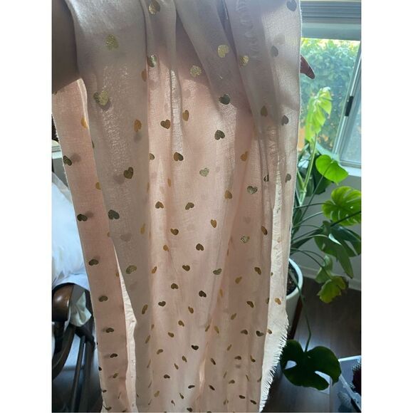 BCBGeneration light pink scarf with gold hearts - Picture 3 of 4